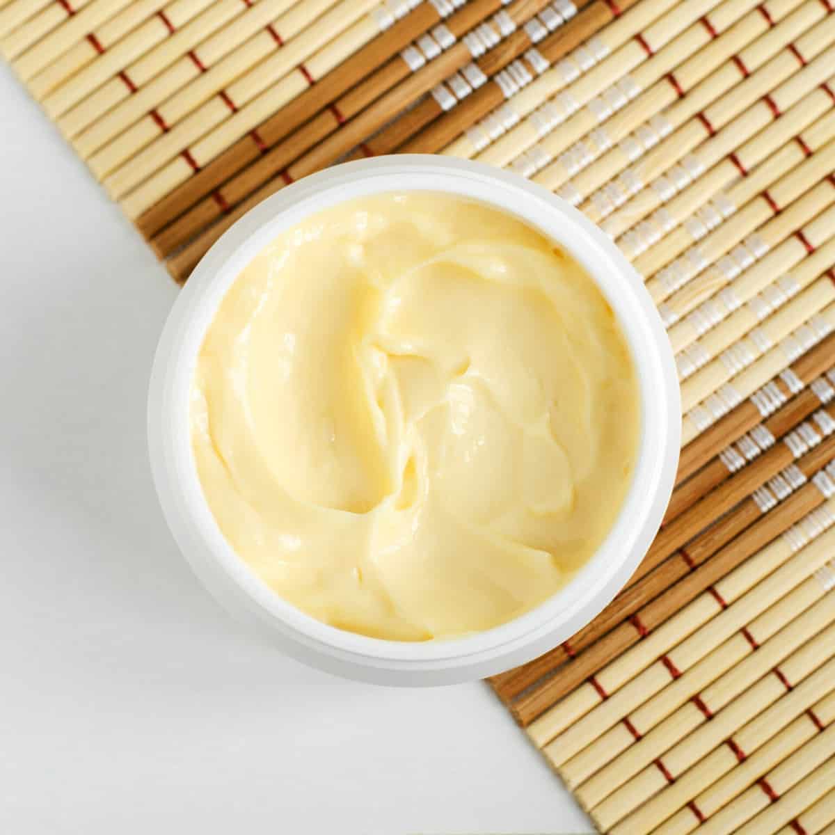 How to Make Homemade Waterproof Sunscreen