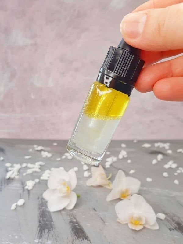 DIY face serum for glowing skin