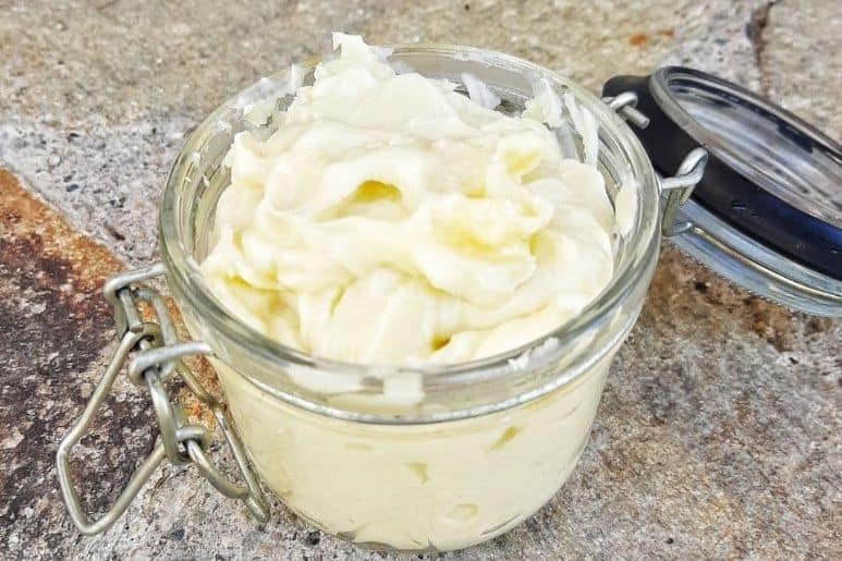 Easy Homemade Body Butter Recipe - Whipped & Non-Greasy 