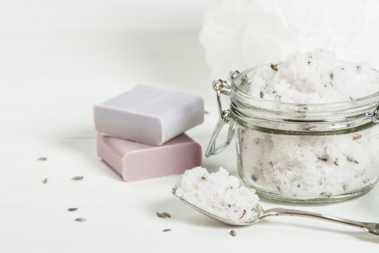 Easy DIY Lavender Foaming Sugar Scrub Recipe