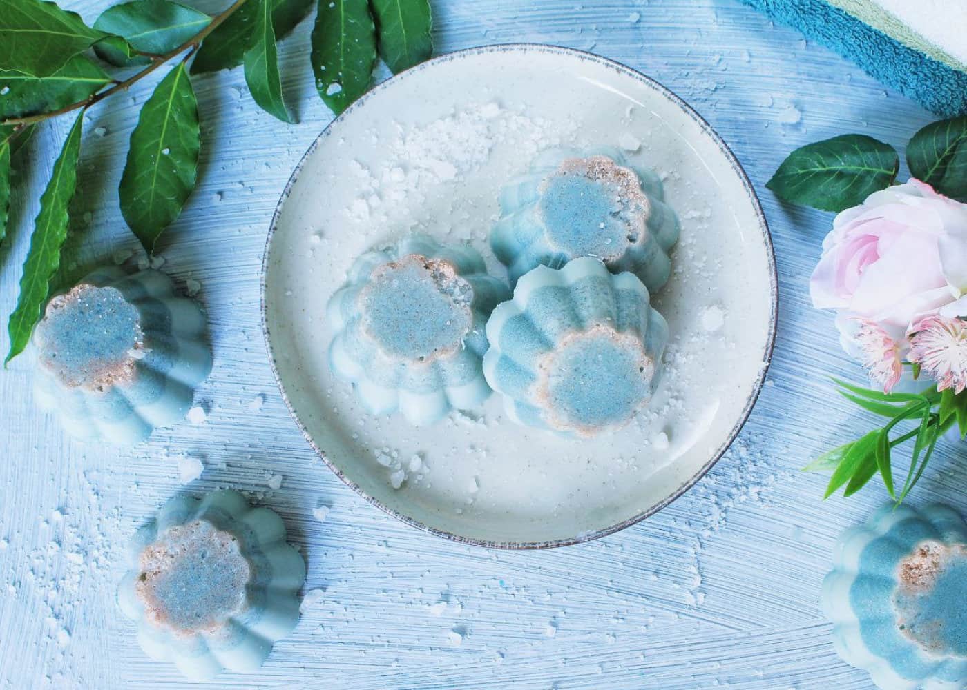 How to make salt soap bars Easy Melt and Pour Salt Soap Recipe